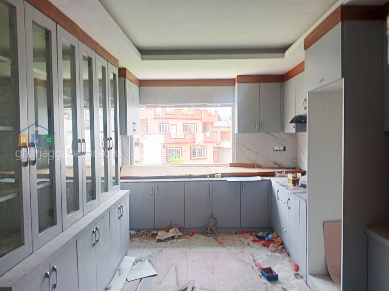 House on Sale at Kapan Lasuntar