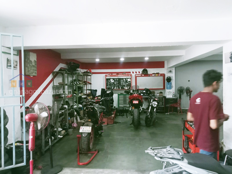 Showroom on rent at Chandol