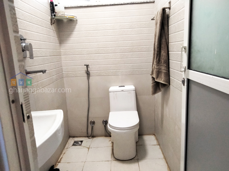 House on Sale at Chundevi