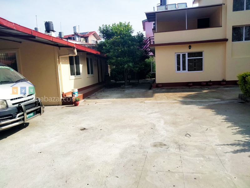 House on Rent at Chundevi Height