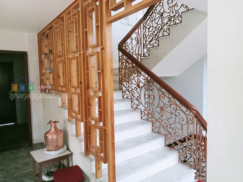 House on Sale at Kapan Height