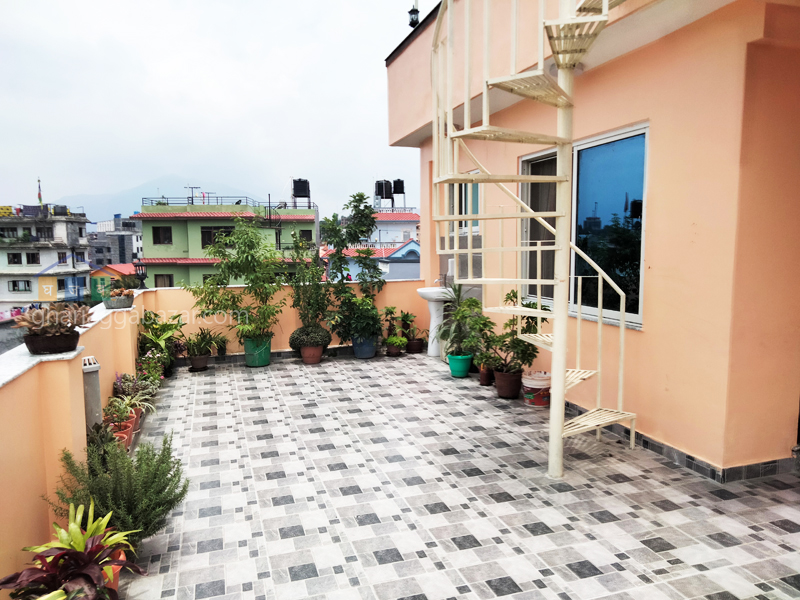 House on Sale at Baluwatar Chundevi
