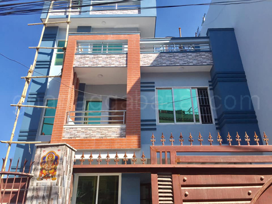 House on Sale at Greenland Chowk