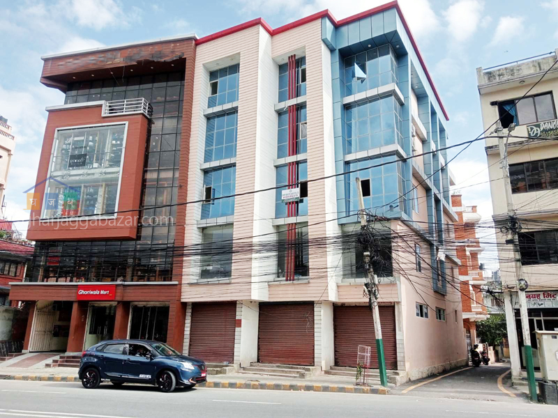 Commercial Building on Sale at Ratopul