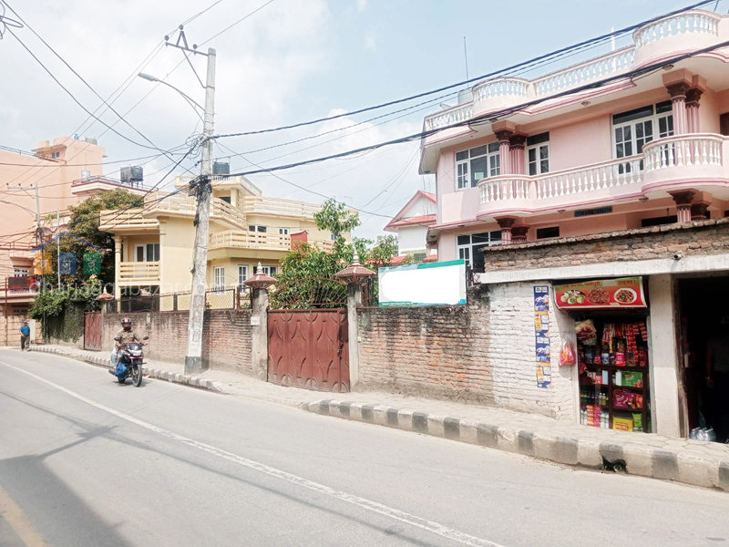 Land on Sale at Mandikhatar
