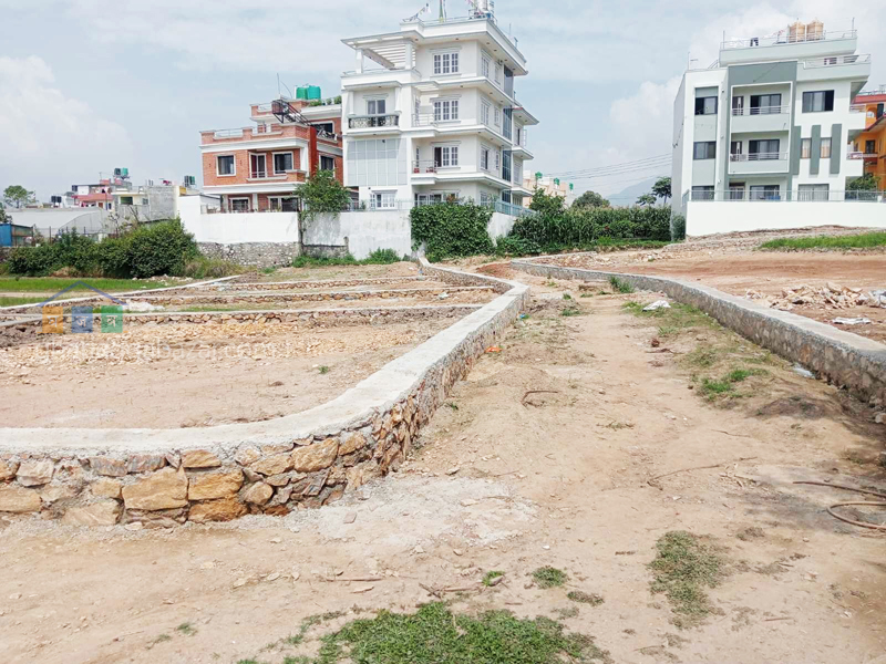 Planning Land on Sale at Pasikot