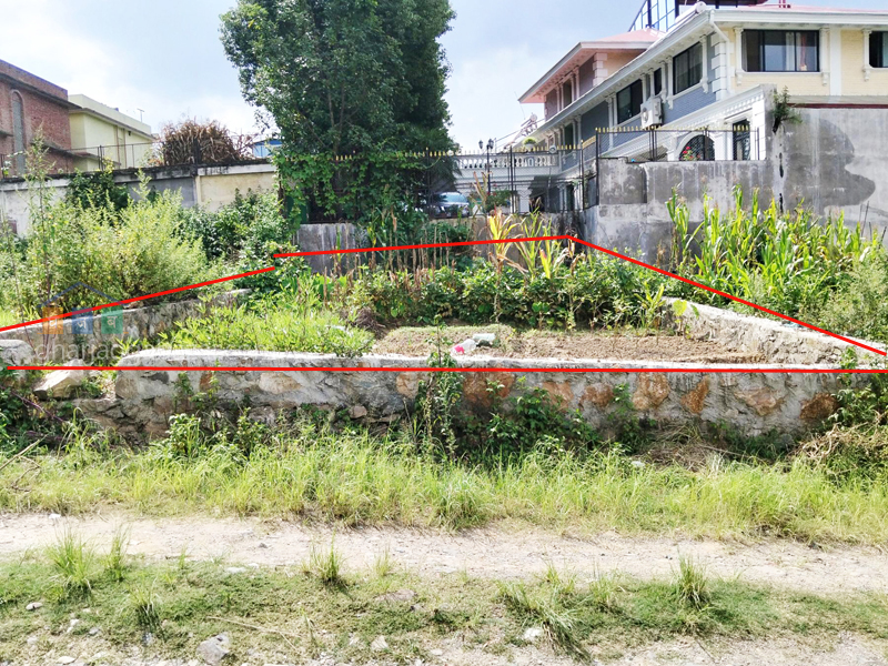Land on Sale at Chyaudada 