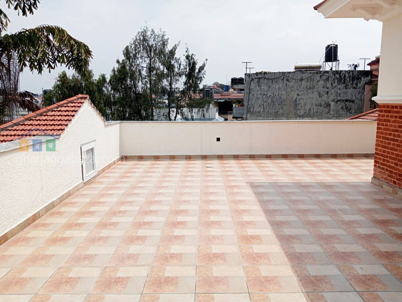 House on Sale at Golfutar