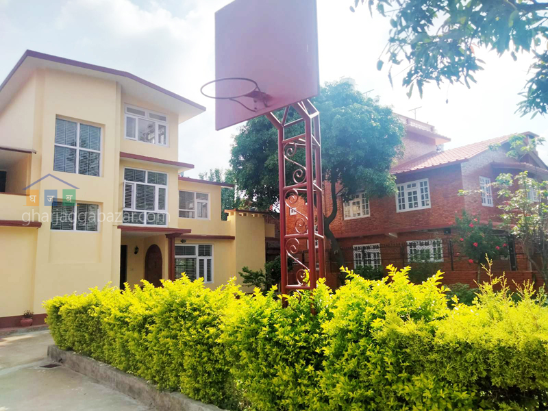 House on Rent at Chundevi Height