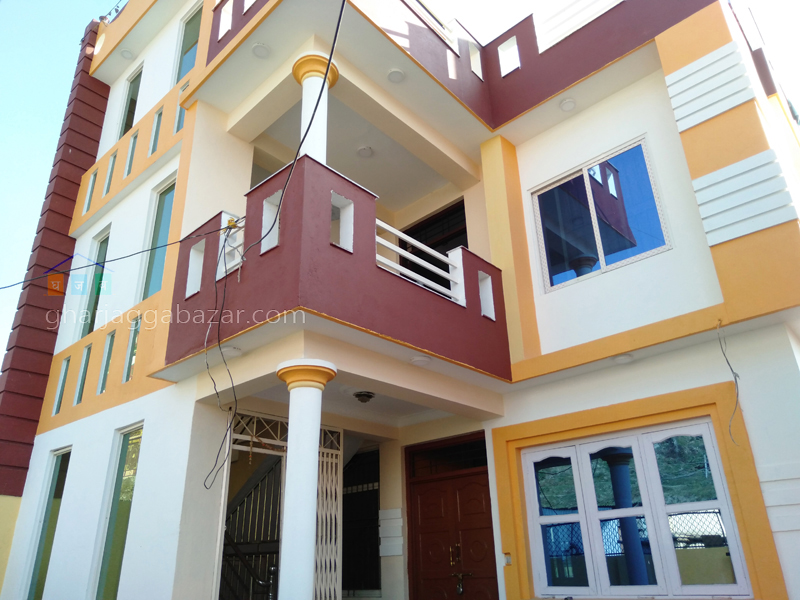 House on Sale at Kapan Paiyatar