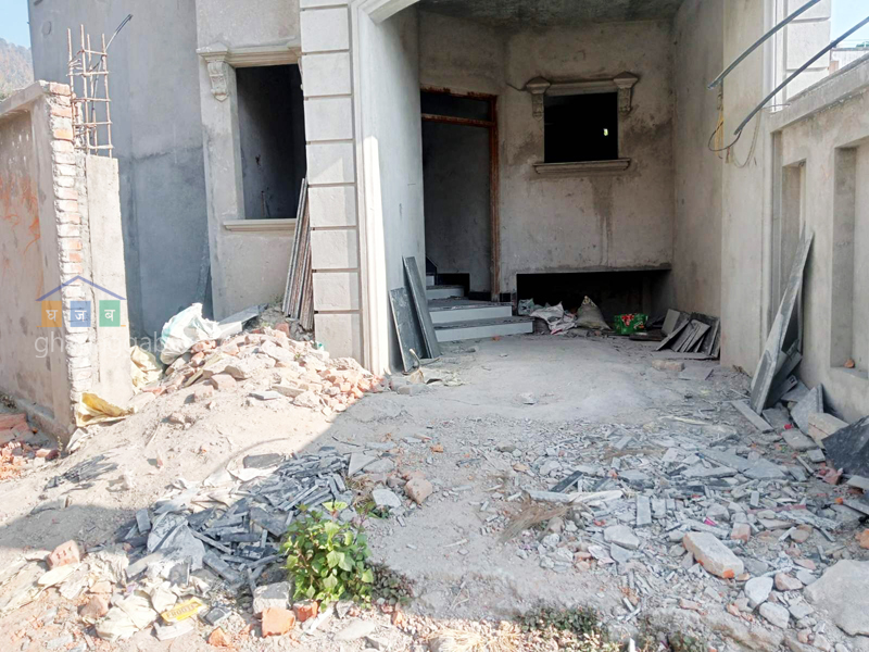 House on Sale at Narayanthan Fulbari