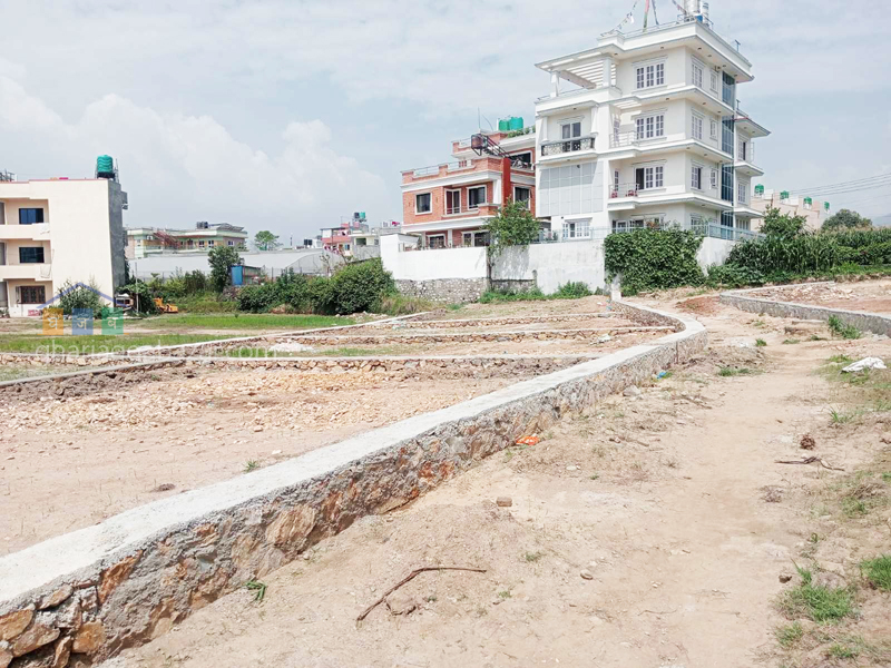 Planning Land on Sale at Pasikot