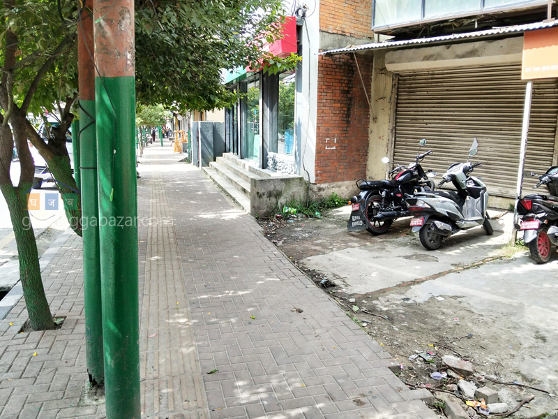 Commercial House on Sale at Kupondol 