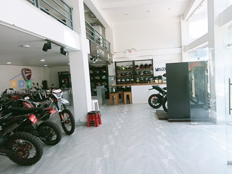 Showroom on rent at Chandol
