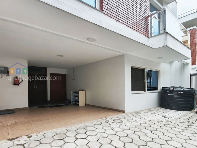 House on Sale at Babar Mahal 