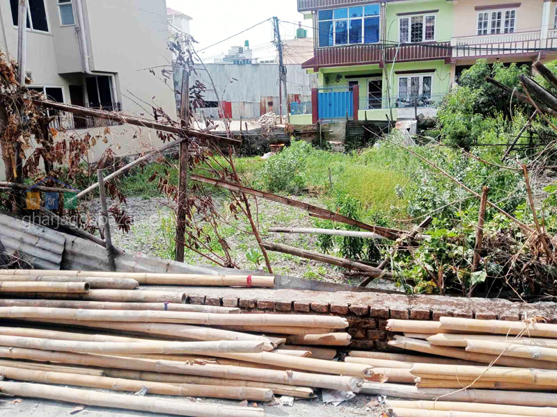 Land on Sale at Mandikhatar Faant