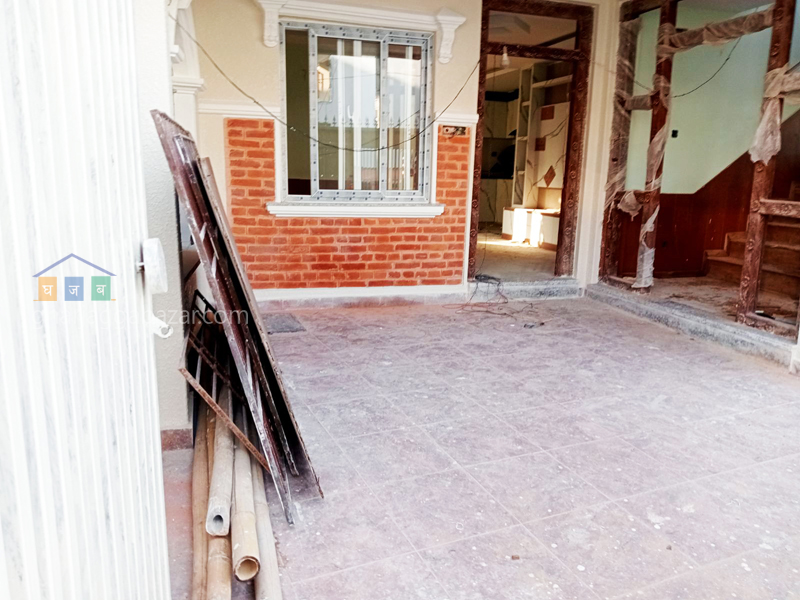 House on Sale at Kapan Lasuntar