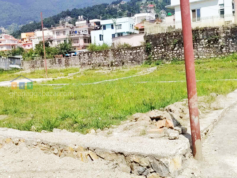 Land on Sale at Narayanthan Wasik
