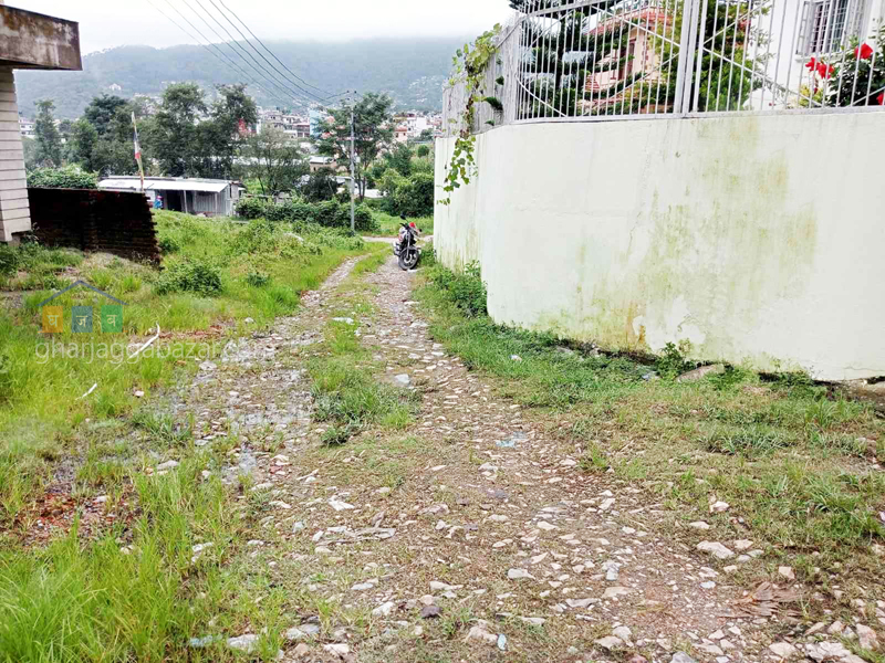 House on Sale at Narayanthan Wasik