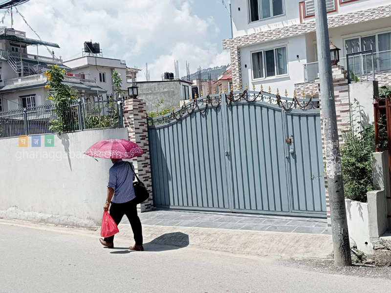House on Sale at Pasikot