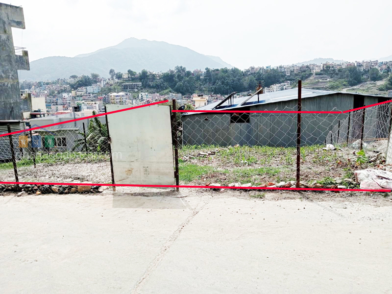 Land on Sale at Baniyatar Dhaneshwor