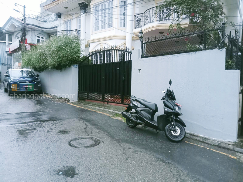 House on Sale at Baluwatar