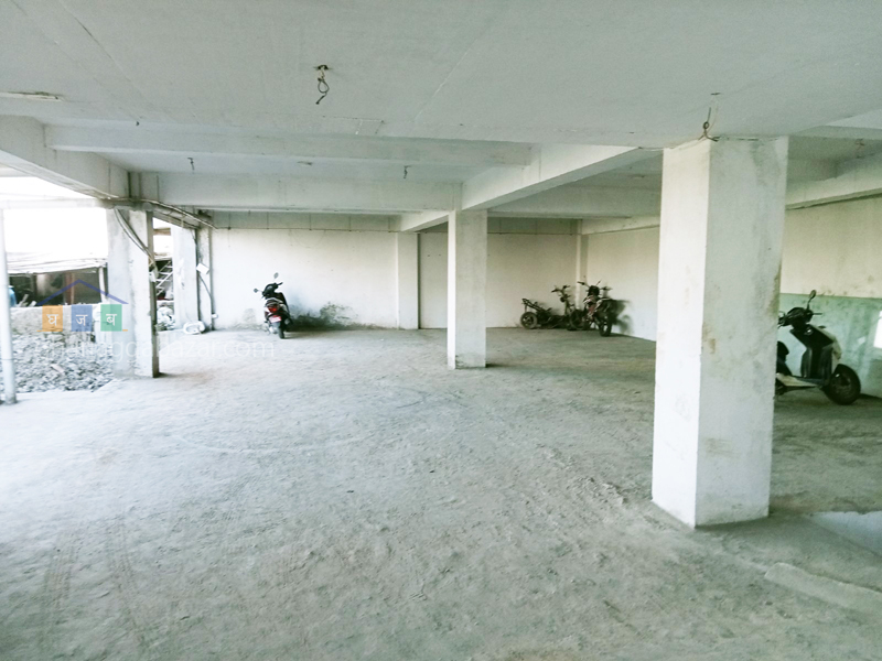 Showroom on rent at Chandol