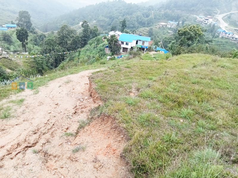 Land on Sale at Kattike Bhanjyang