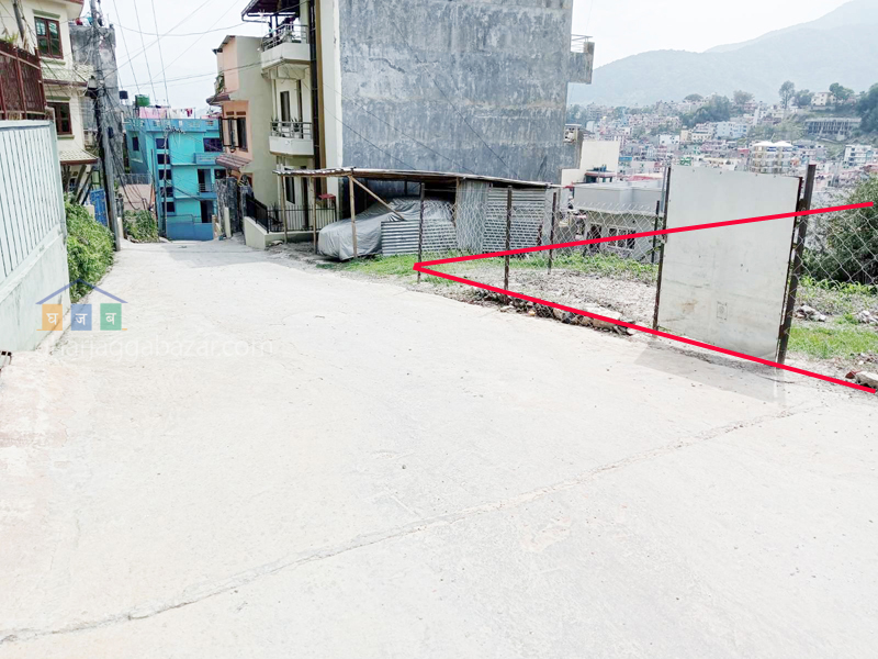 Land on Sale at Baniyatar Dhaneshwor