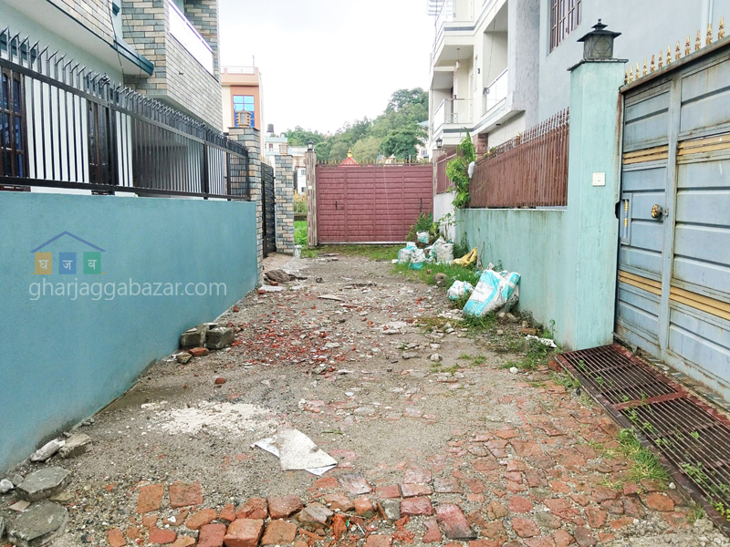 House on Sale at Chyasundol Hepali