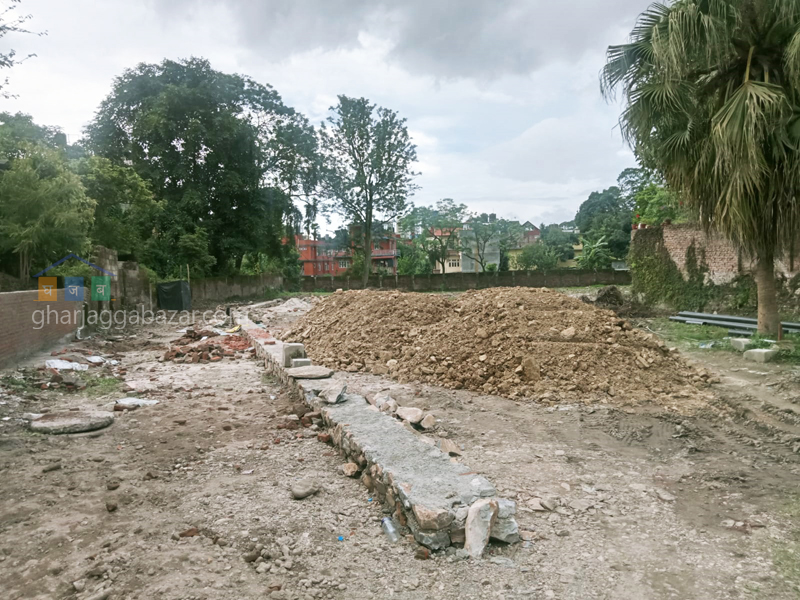 Planning Land on Sale at Naxal Gahana Pokhari