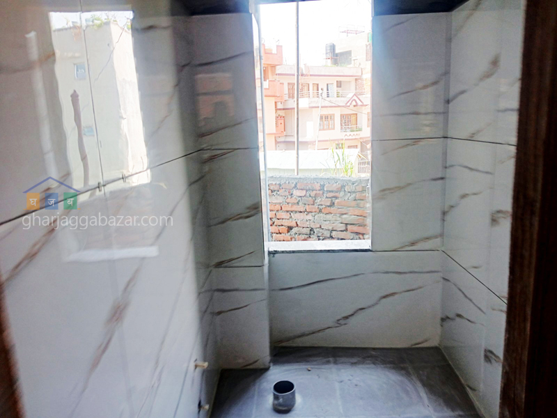 House on Sale at Kapan Lasuntar