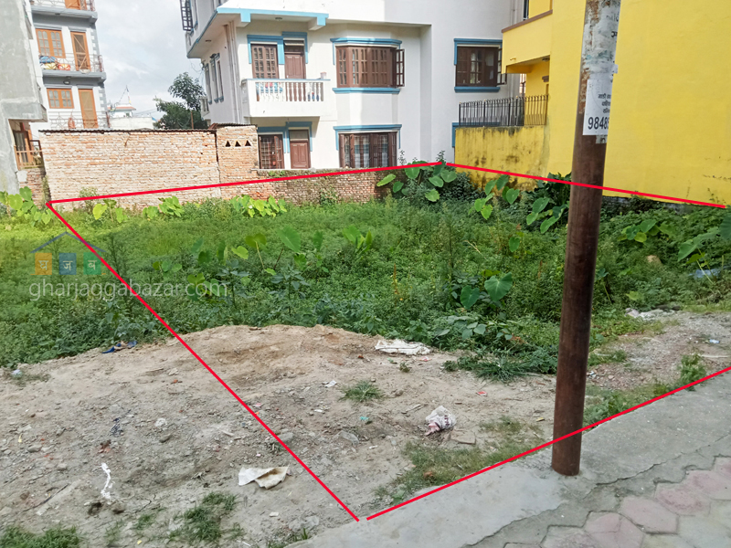 Land on Sale at Thulo Bharyang 