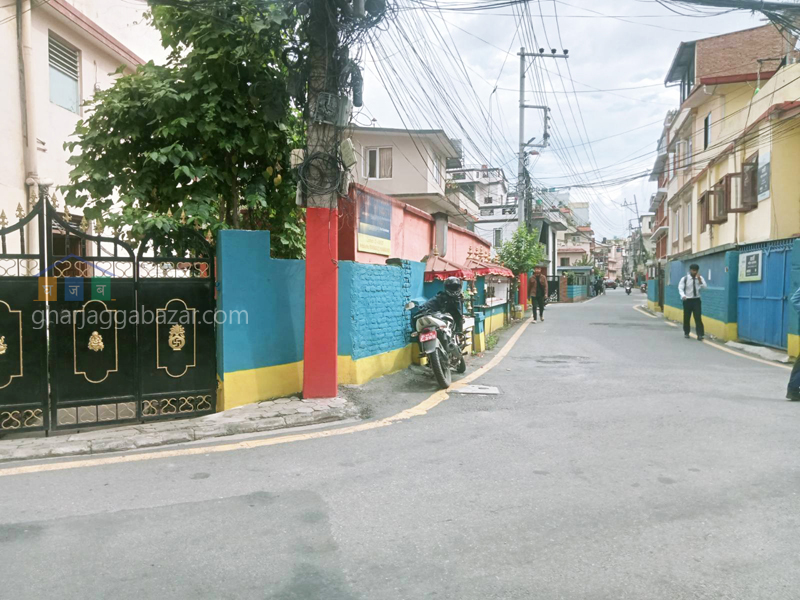 House on Sale at Baneshwor Thapagaun
