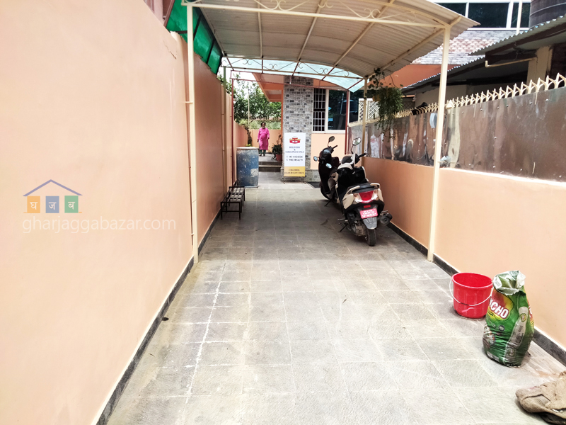 House on Sale at Baluwatar Chundevi