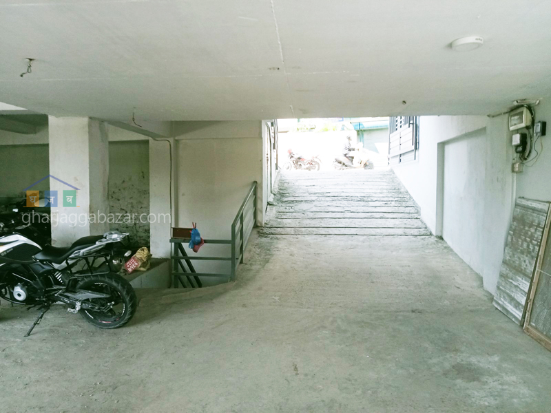 Showroom on rent at Chandol
