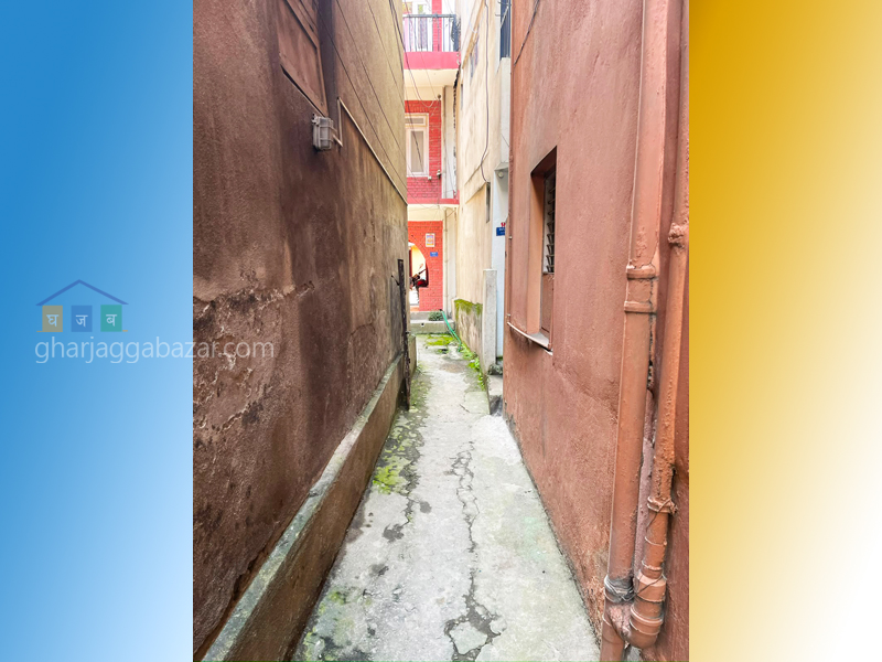 Commercial House on Sale at Kupondol 
