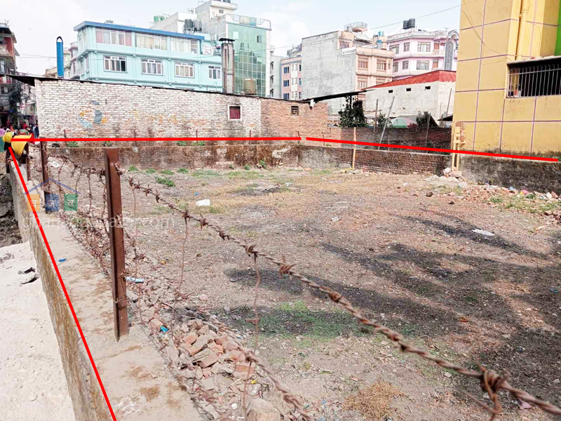 Commercial Land on Sale at New Bus Park