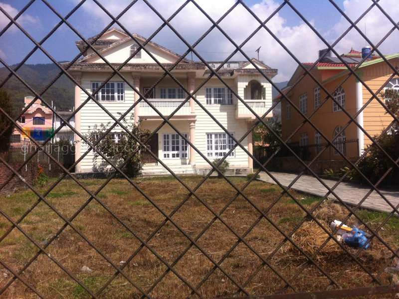 House on Sale at Pasikot