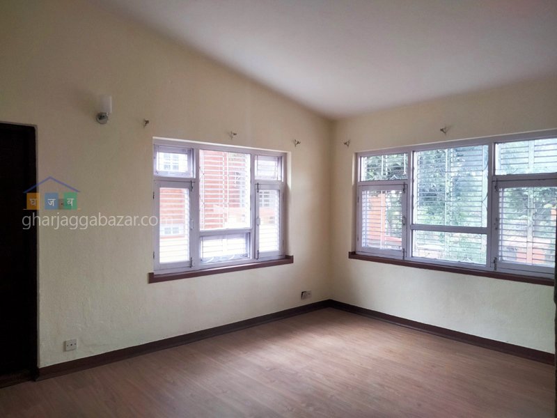 House on Rent at Chundevi Height