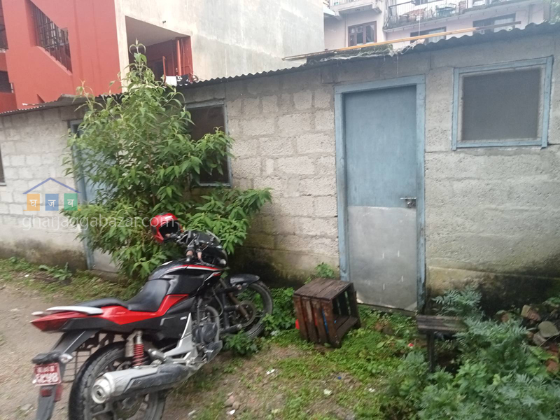 House on Sale at Ratopul 