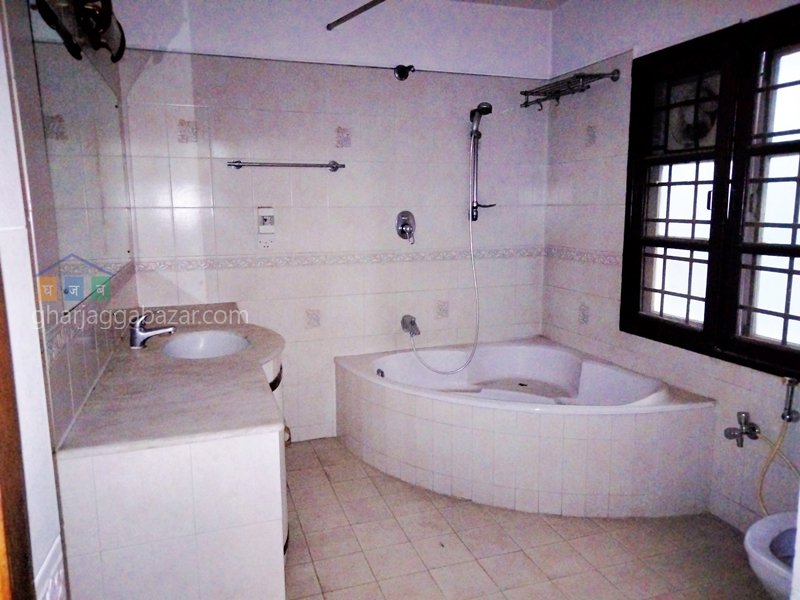 House on Sale at Chandol