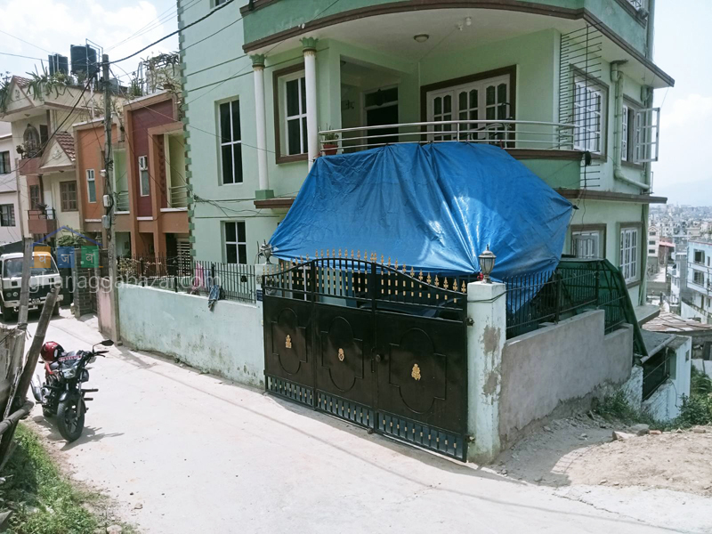 House on Sale at Hattiban