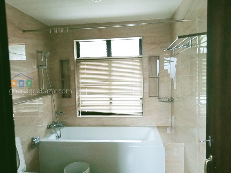 House on Sale at Narayanthan Height