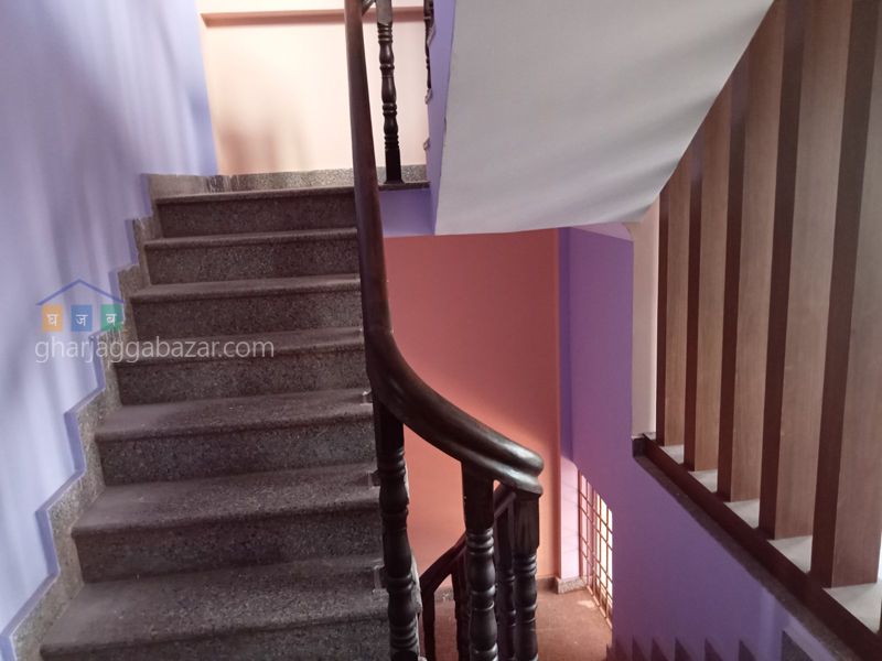 House on Sale at Nakhipot Shantichowk