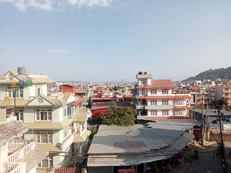 House on Sale at Thulo Bharyang