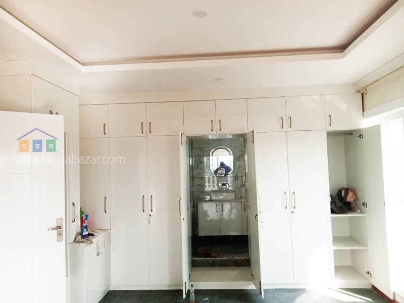 House on Sale at Italitar