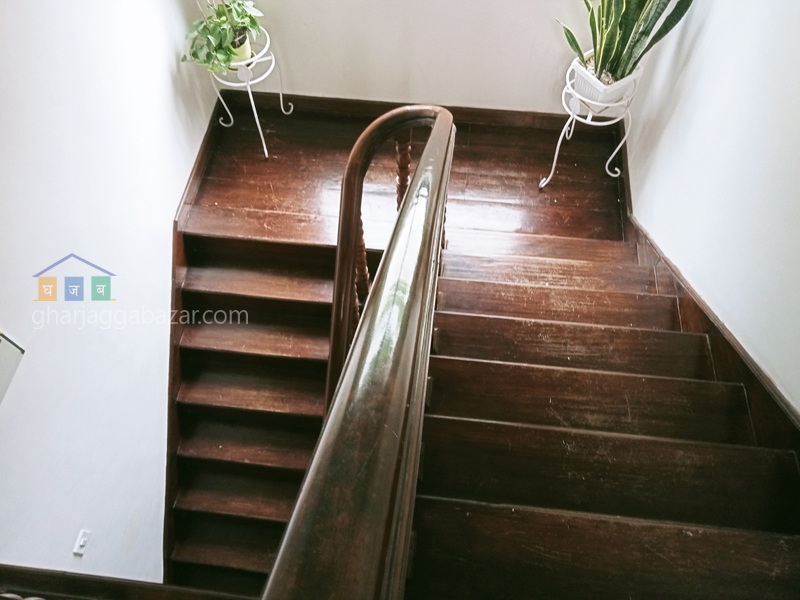 House on Sale at Narayanthan Height
