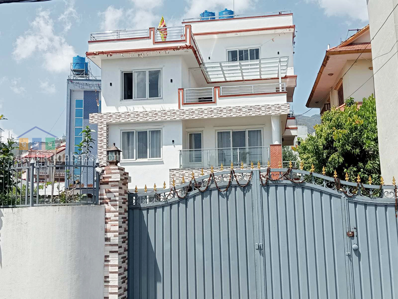 House on Sale at Pasikot