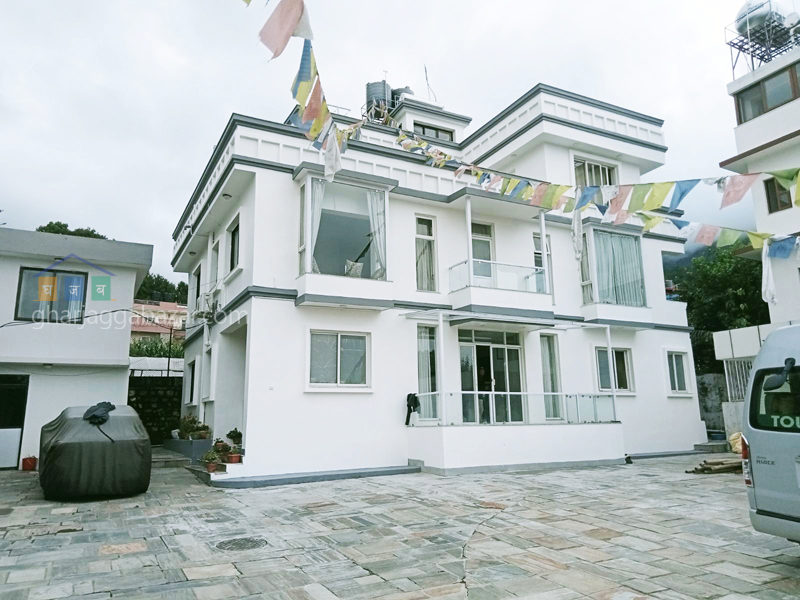 House on Sale at Narayanthan Height